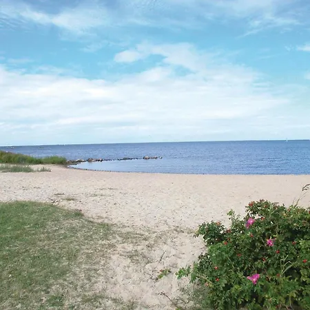 Holiday home Three-bedroom In Hemmet