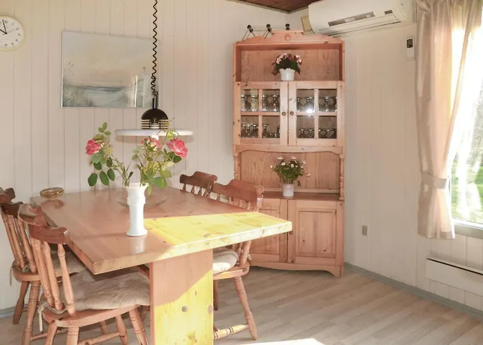 Three-bedroom In * Hemmet
